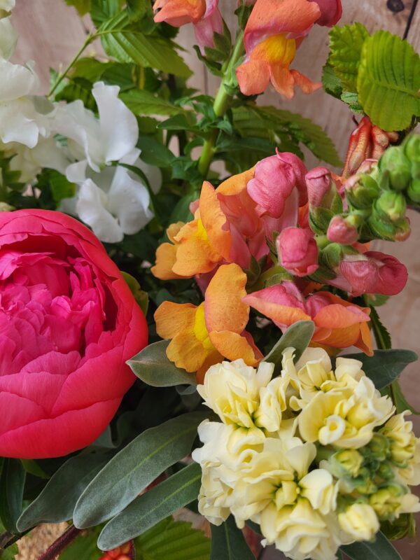 Bouquet " Explosion de couleurs" – Image 3