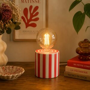 Vase ampoule rouge